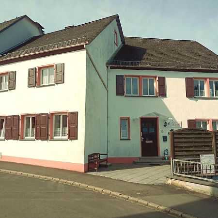 Um die Ecke Manderscheid Exterior foto
